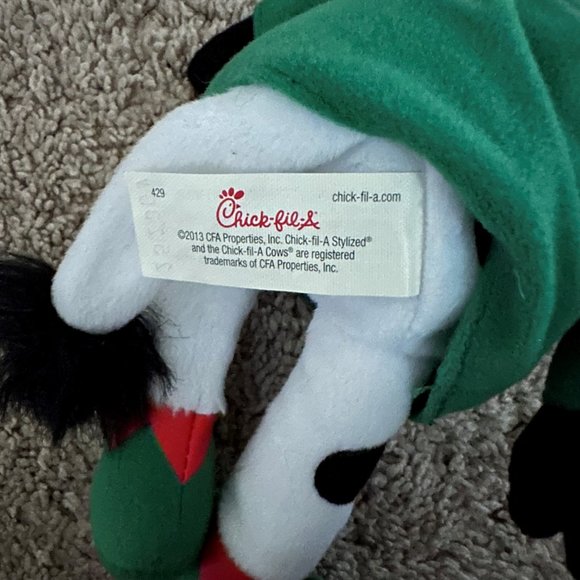 Chick-Fil-A 10" Christmas Cow Elf Green Plush Littl Helpr Eat Mor Chikin' w/ Hat - Picture 4 of 4